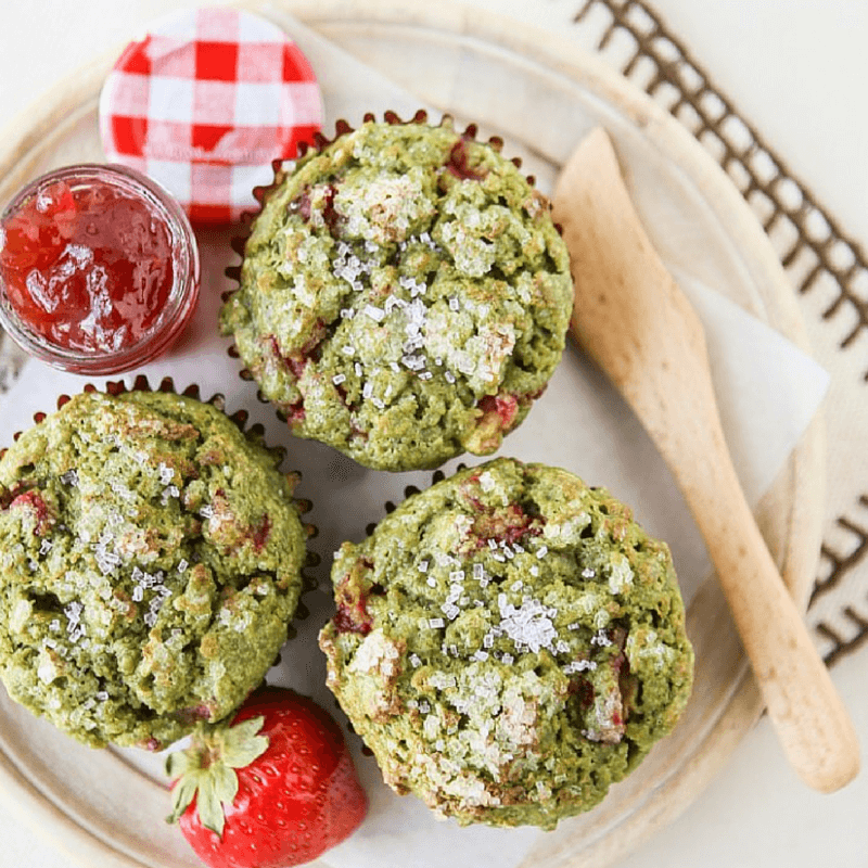 strawberry-oat-matcha-muffin-zen-green-tea